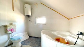 RADO | 7-izbový dom 190m2 + pozemok 940m2 | Rajka - Maďarsko - 14