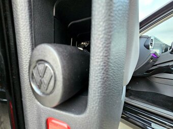 VOLKSWAGEN PASSAT B9 2.0 TDI DSG Variant  Business / ODP DPH - 14