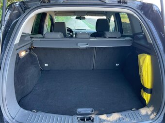 Ford Kuga 2.0 tdci 4x4, ťažné, klima, tempomat - 14