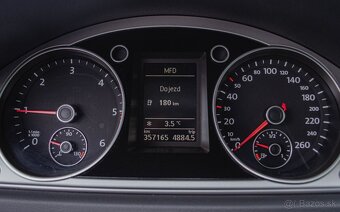 Volkswagen Passat B7 1.6 TDI Sedan - 14