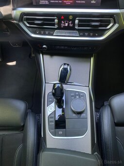 BMW 320d Touring xDrive - 14