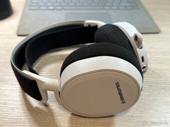 SteelSeries Arctis 7+ Wireless - 14