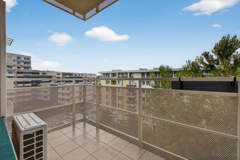 Na predaj moderný 2-izbový byt v obľúbenej lokalita - 14