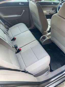 Vw golf 6 benzín automat 99 tis km - 14