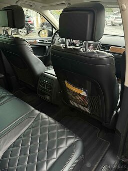 VW Touareg R-Line 3.0 TDI V6 4x4 Premium Executive - 14