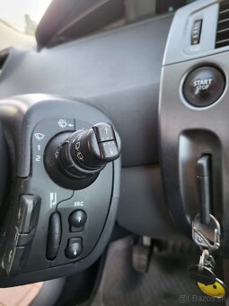 Renault Megane Scenik - 14