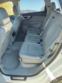 Predám Audi Q7 3.0 TDI 272k quattro, tiptronic 8-st. - 14