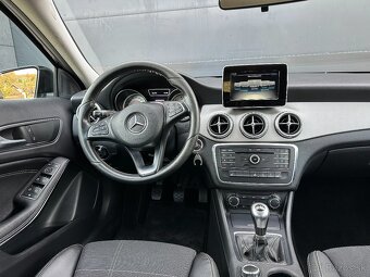 Mercedes-Benz GLA 180 - 14