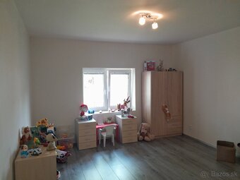 Predaj 3 izbový RD na pozemku 8árov Rastislavice Nové Zámky - 14