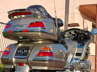 Honda GL 1800 Goldwing - 14