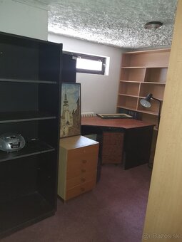 Priestranný rodinný dom v Bratislave - 14