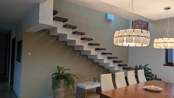 5-izbový zariadený rodinný dom - 14