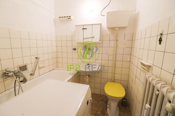 DVA VEĽKÉ BALKÓNY, TEHLA, VÝŤAH Veľký, slnečný, priestranný - 14