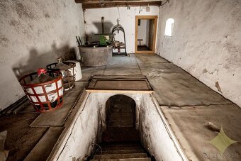 POZOR ZNÍŽENÁ CENA Viničný domček z roku 1878 - 14