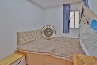 Apartmán 3+kk s bazénom Torrevieja-Španielsko - 14