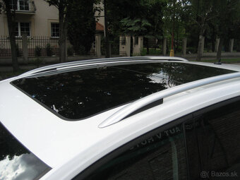 Volkswagen Touran 2.0 TDI DSG - 14