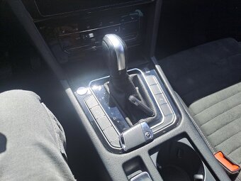 VW Passat Variant 2022 2.0TDi 110kW DSG, Virtual, odpočetDPH - 14