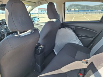Toyota Yaris 1.0 Benzín - 14