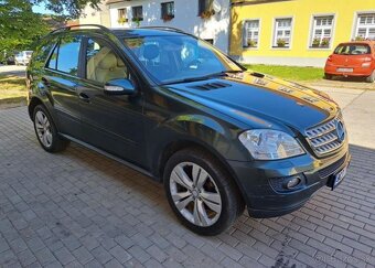 Mercedes-Benz Třídy M 3,0 320 CDI nafta automat 165 kw - 14