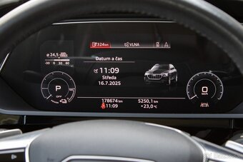 Audi E-tron 55 quattro - 14