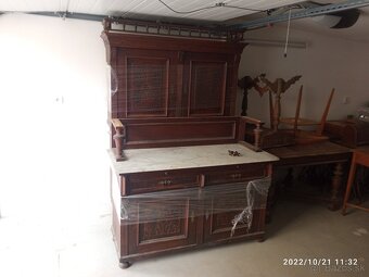 Starožitný nábytok - 14