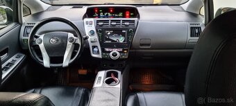 Toyota Prius plus - 14