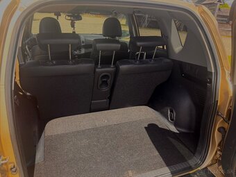Toyota RAV4 - 14