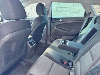 Hyundai TUCSON H-TRAC 4x4 AUTOMAT - 14