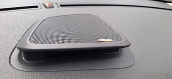 VOLVO XC60 2,4D A/6 136kw - 14