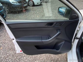 Škoda Rapid 1.2tsi 63kW klimatizace 2014 160tkm ČR STK 6/27 - 14