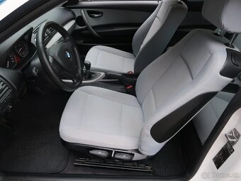 BMW 1 2012 116i 154233km ABS klimatizácia - 14