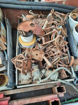 Kompletne kolesá diely na vlecku prives - 14