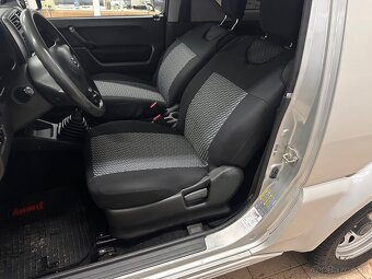 Suzuki Jimny 1.3i - 14