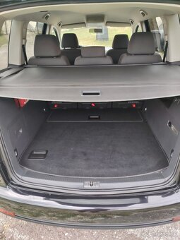 Volkswagen Touran 1.9tdi- 2010 - 14
