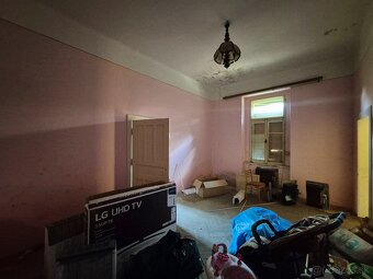 Priestranný bytový dom na predaj v obci Pohronský Ruskov - 14