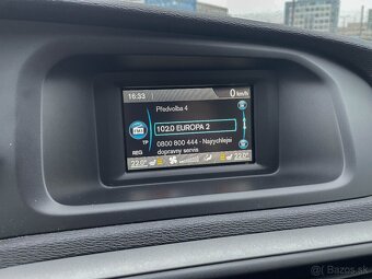 Volvo V40 D3 2.0 110kw Momentum - 14