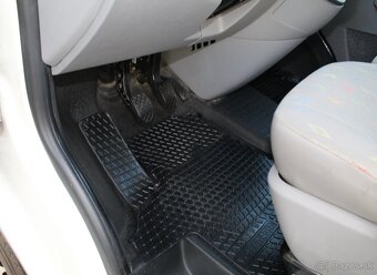 Volkswagen T5 Transporter 1.9 TDI - 14