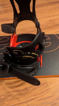 Predám Snowboard s viazanim - 14