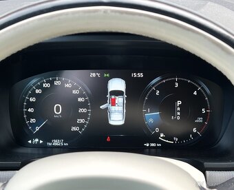 Volvo S90 D5 2.0 Inscription A/T AWD, 173kW, Najazd 156317km - 14