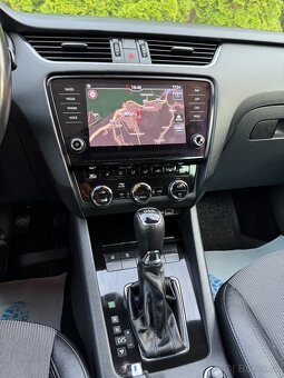 Škoda Octavia Combi 2.0 TDI SCR Style DSG - 14