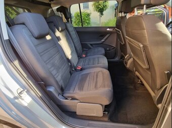 Volkswagen Touran 2.0 TDI SCR 150k Edition Highline DSG - 14