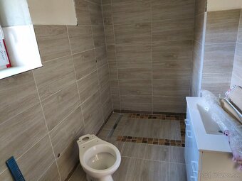 2. Izbový rodinný dom SKLENÉ 558m² - 14