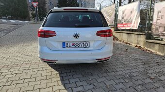 VW Passat Variant 2.0 BiTDI 240k BMT Highline 4MOTION - 14