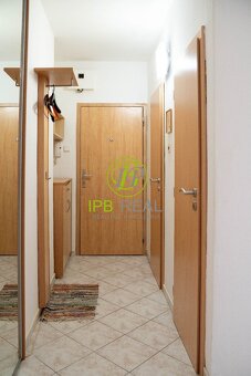 Zariadený 1 izb. byt na Vážskej ulici vo Vrakuni orientovaný - 14