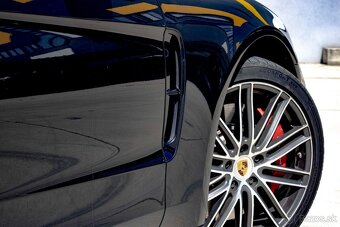 Porsche Panamera Turbo 4x4 A/T - 14