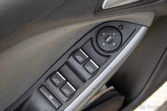 Ford Focus Kombi 1.6 Ti-VCT Trend - 14