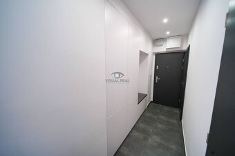 Na predaj 2 izbový tehlový byt s loggiou a výťahom, Stromová - 14