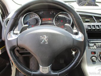 PEUGEOT 3008 Hybrid 4x4 Allure Pano HUD Navi LED - 14