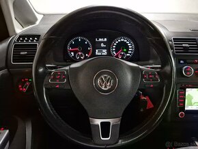 VW Touran 2.0 TDI DSG 103kW 7 miestne Pano Ťažné Bi-xenon - 14