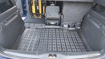 Predám Škoda Roomster 1.6TDI 66Kw r.v.2012 tach.196505km - 14